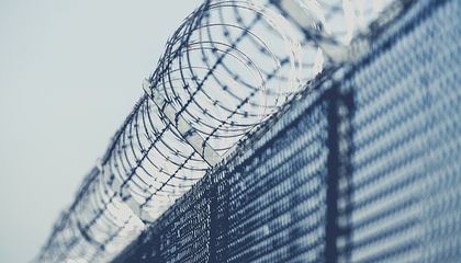 Rethinking Justice and Incarceration in Wisconsin - “The Impact of Incarceration on Communities: A Systems Perspective” background image
