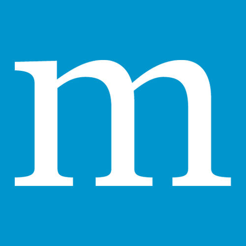 Moment  logo