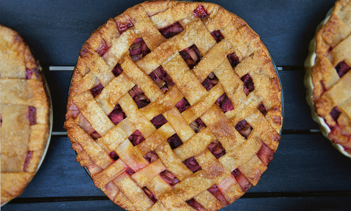 Pie Time, a Demonstration with Lavender Lady Supreme background image